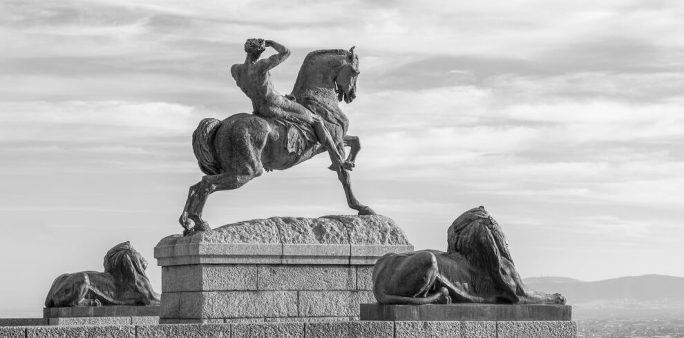 Rhodes Memorial Statue